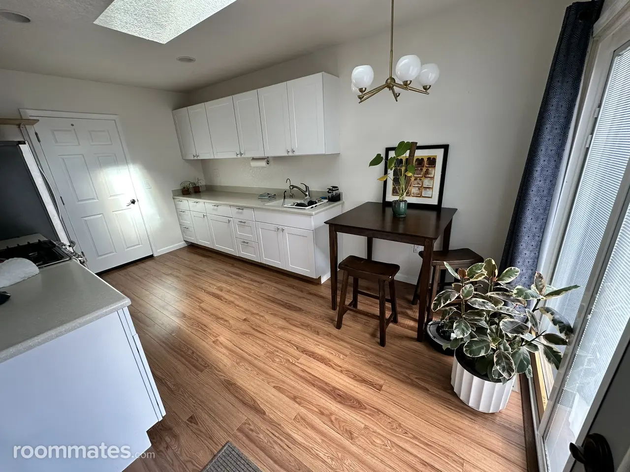 Profile photo 4 of 11