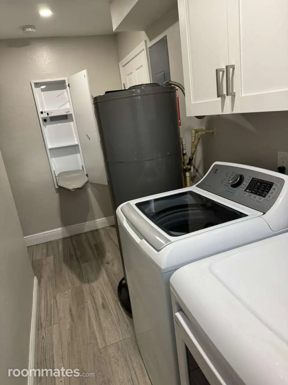 Profile photo 8 of 11