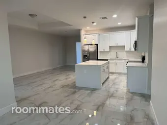 Room for rent in Lehigh Acres, FL $1000, house