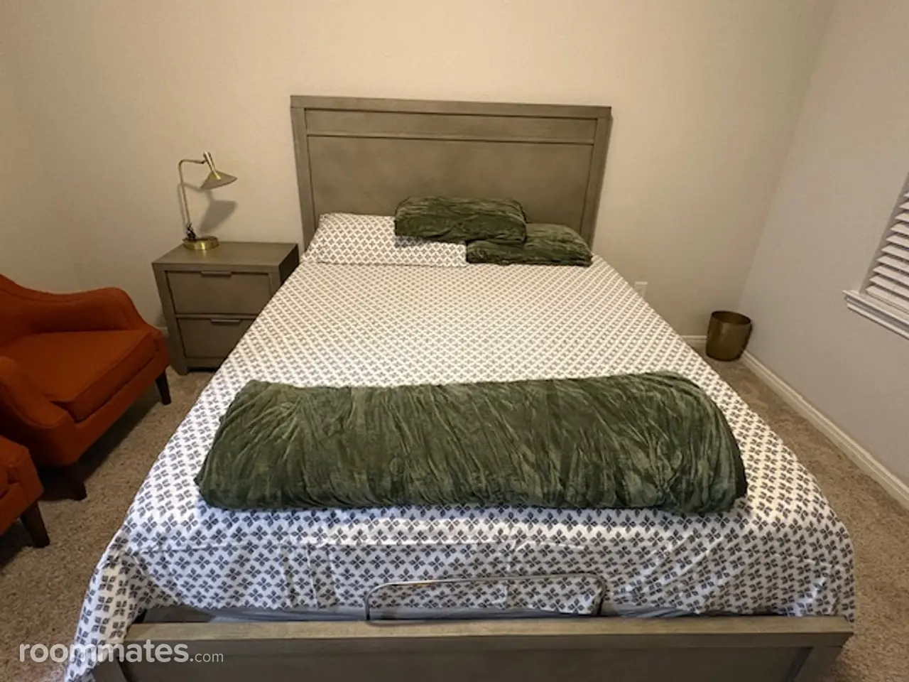 Profile photo 5 of 11