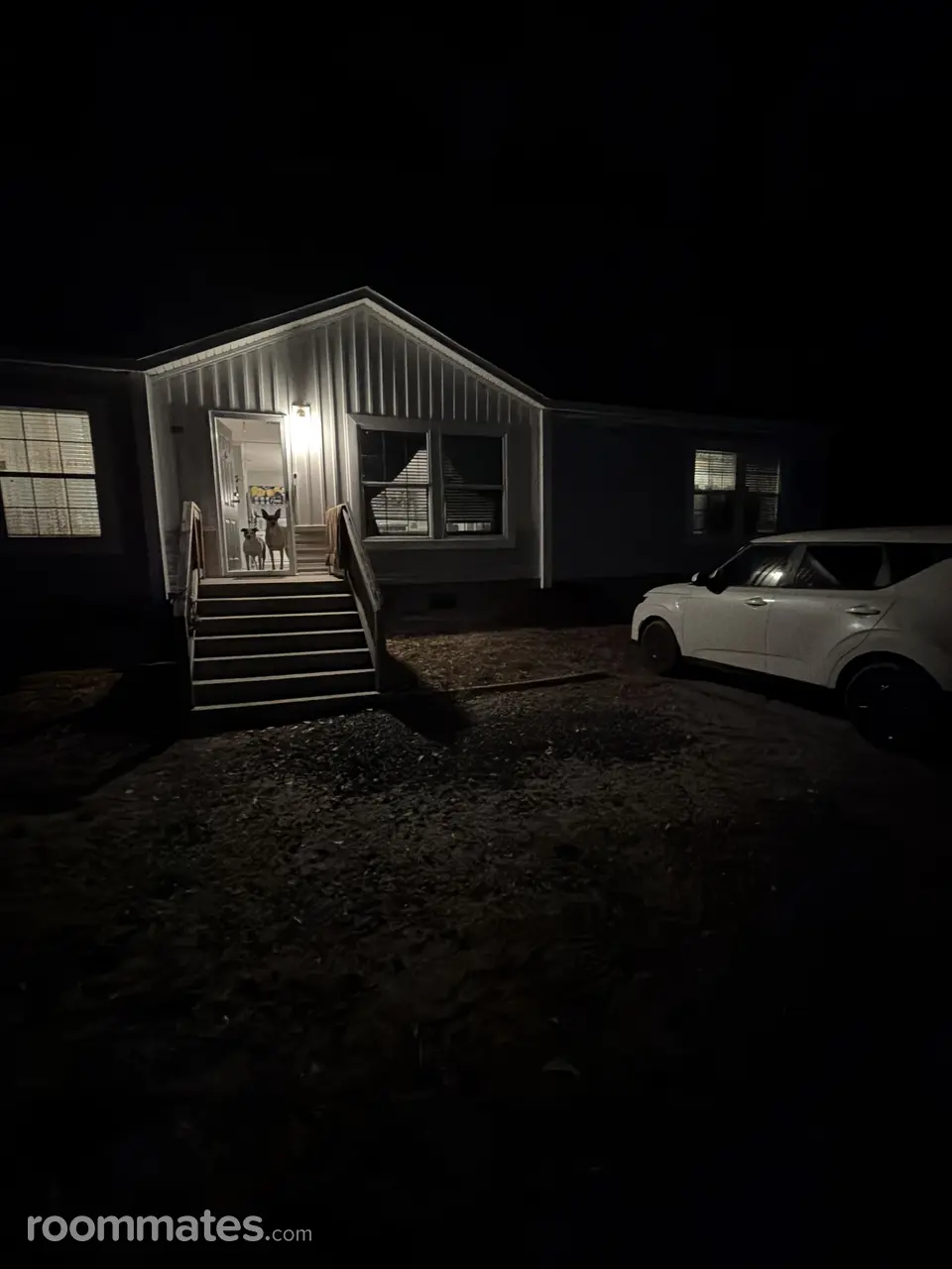 Profile photo 10 of 14