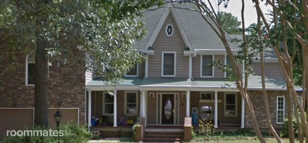 Profile photo 5 of 6