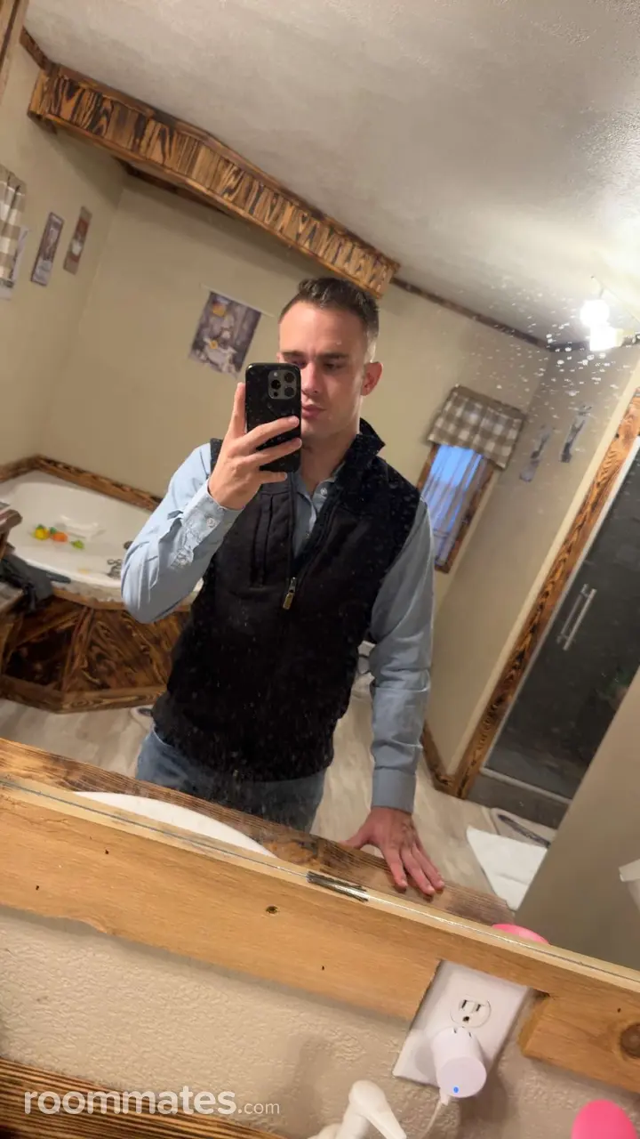 Profile photo 1 of 1