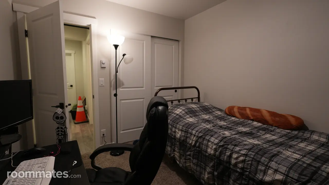 Profile photo 4 of 9