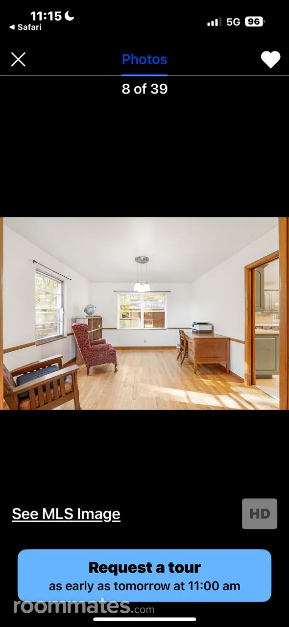 Profile photo 5 of 11