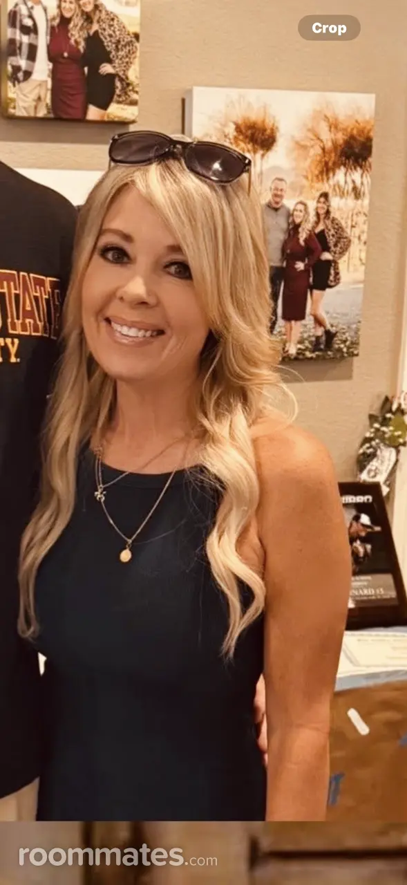 Profile photo 4 of 4