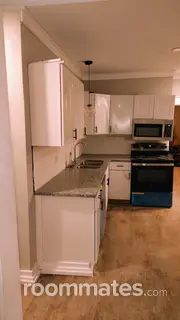 Room for rent in Knoxville, TN $800, house