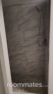 Room for rent in Knoxville, TN $800, house