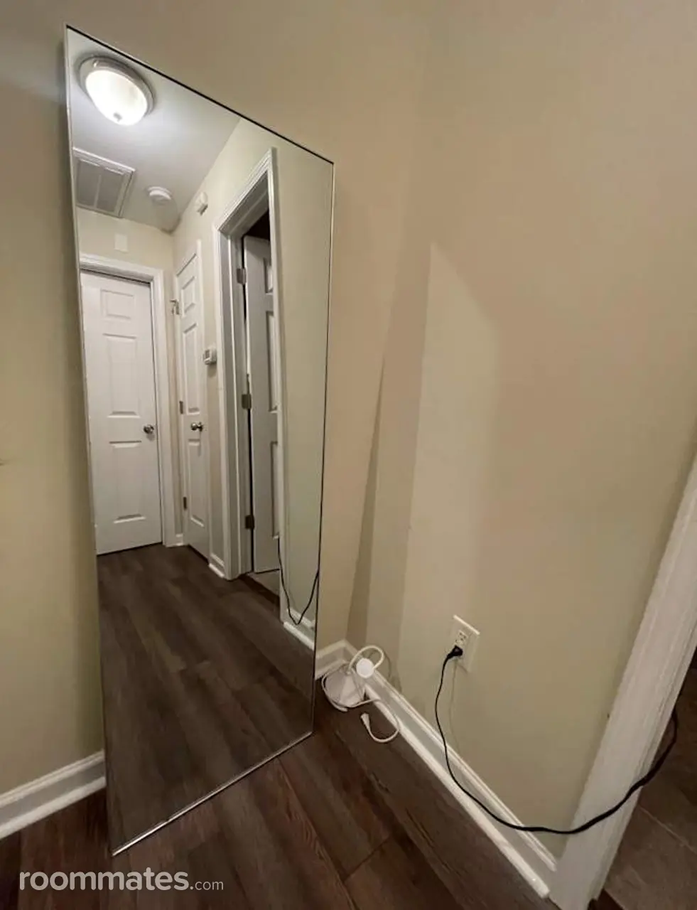 Profile photo 4 of 15