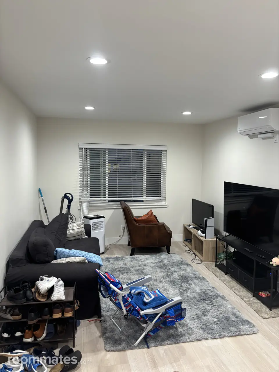 Profile photo 2 of 10