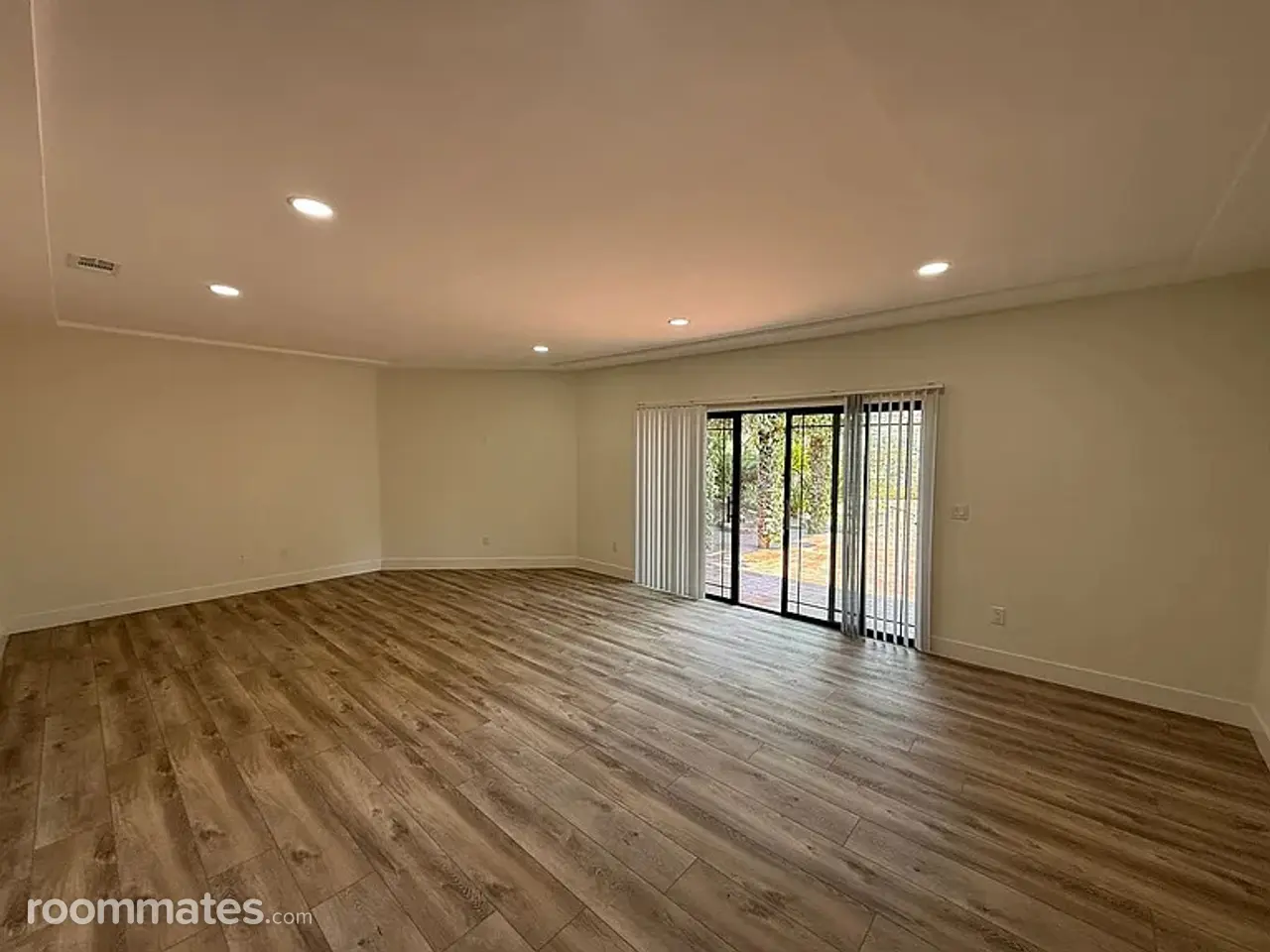 Profile photo 1 of 11