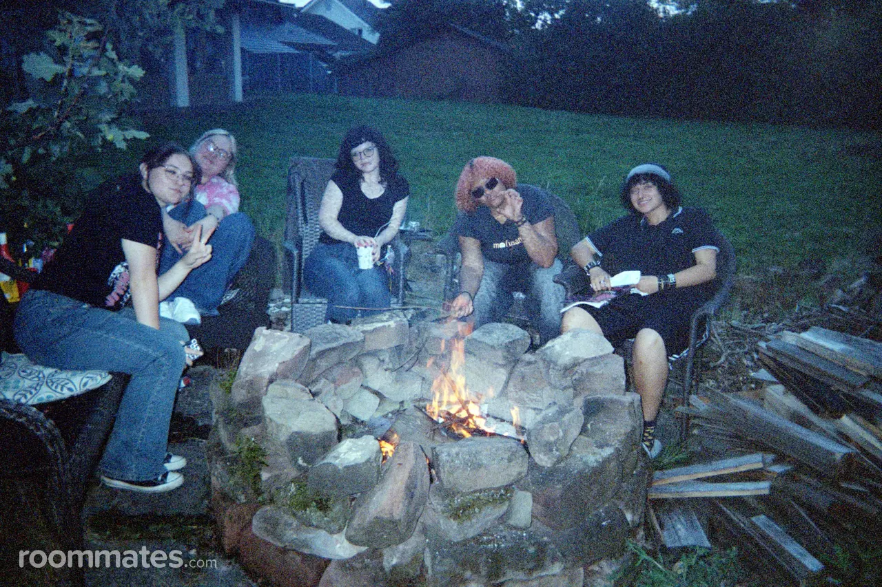 Profile photo 6 of 10