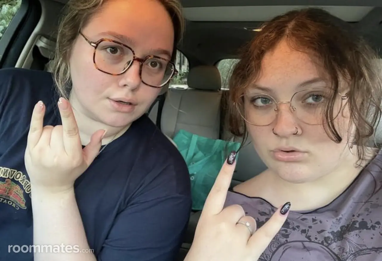 Profile photo 5 of 10