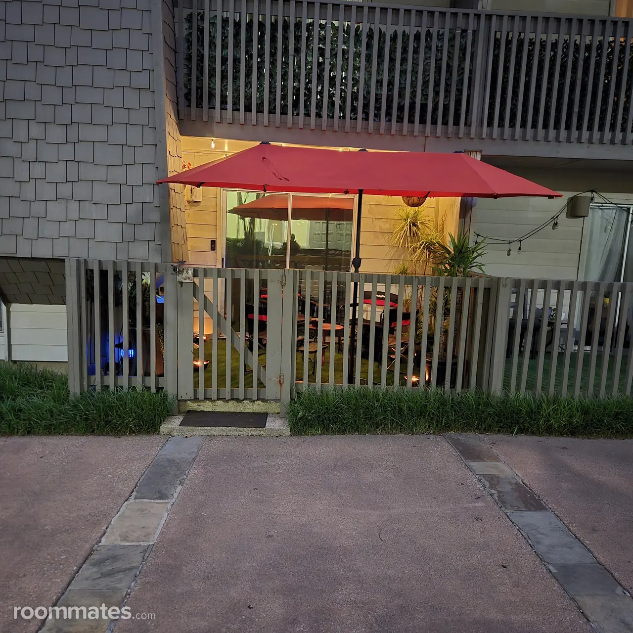 Profile photo 7 of 10