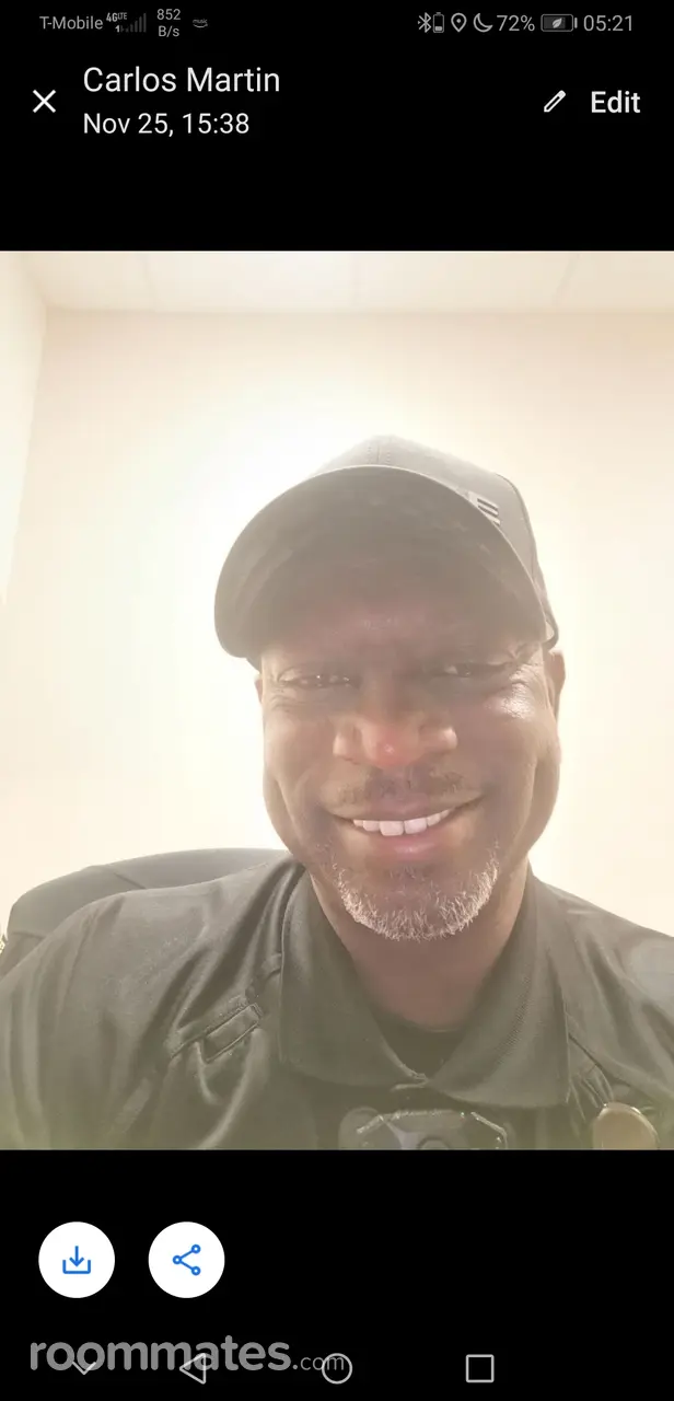 Profile photo 8 of 10