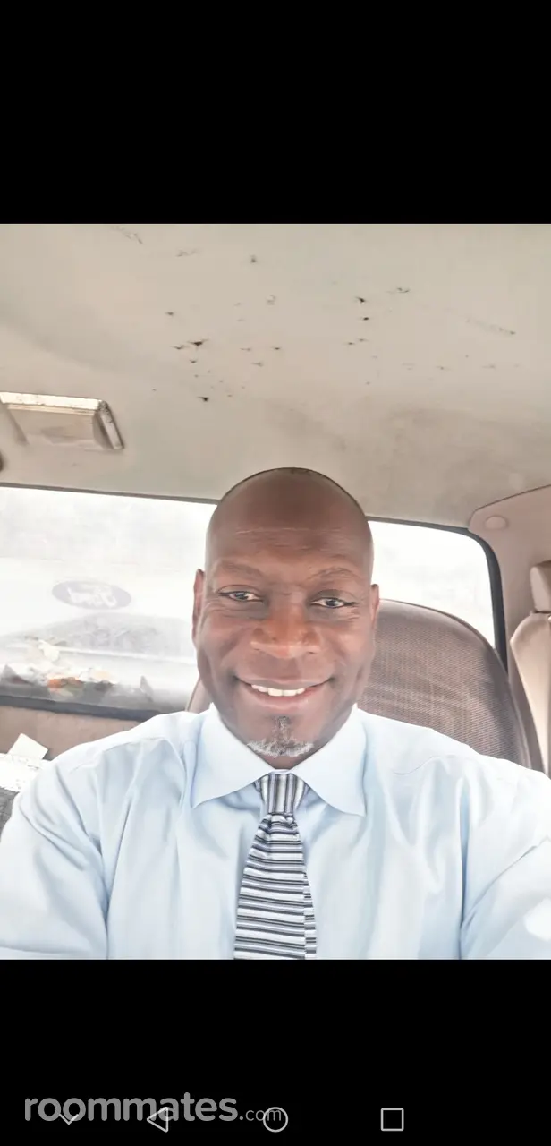 Profile photo 10 of 10