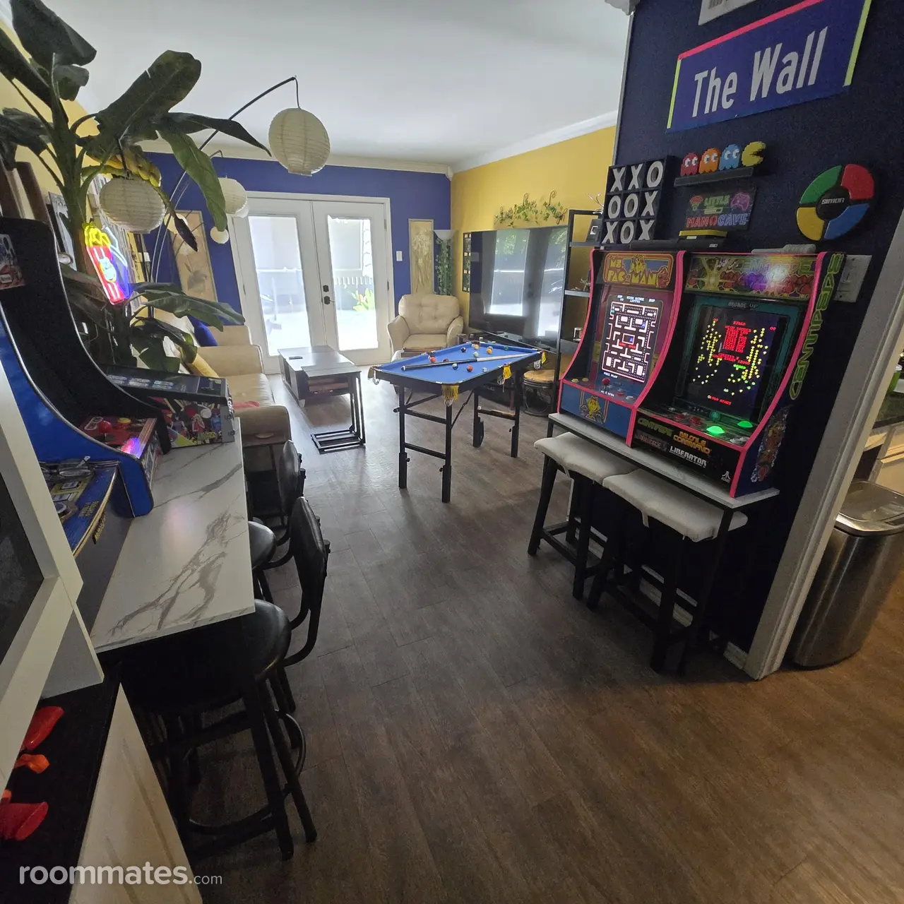 Profile photo 3 of 13