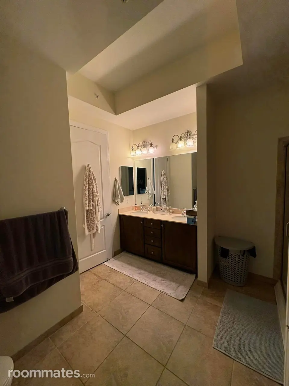 Profile photo 4 of 13