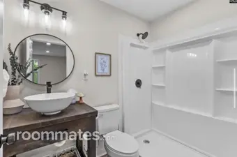 Room for rent in West Columbia, SC $650, house