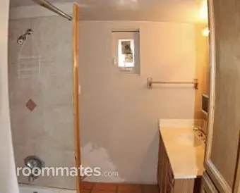 Room for rent in Tucson, AZ $1000, house