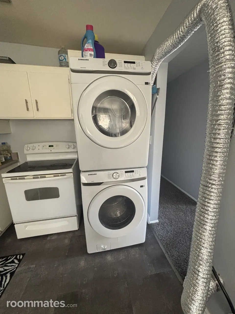 Profile photo 4 of 10