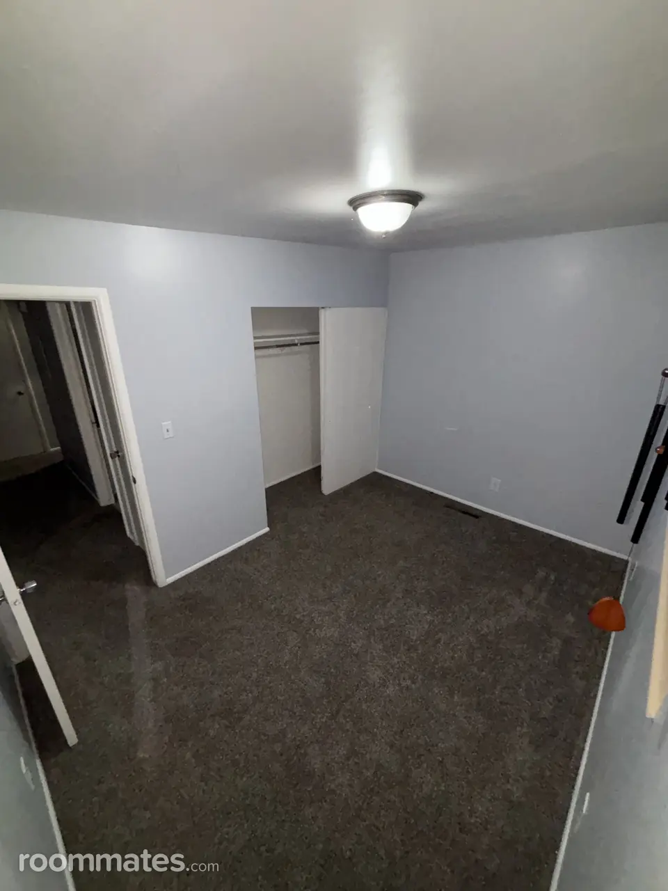 Profile photo 1 of 10