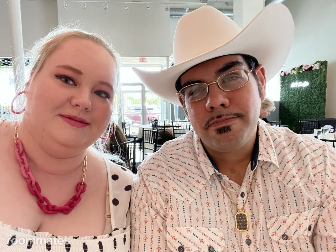 Profile photo 5 of 6