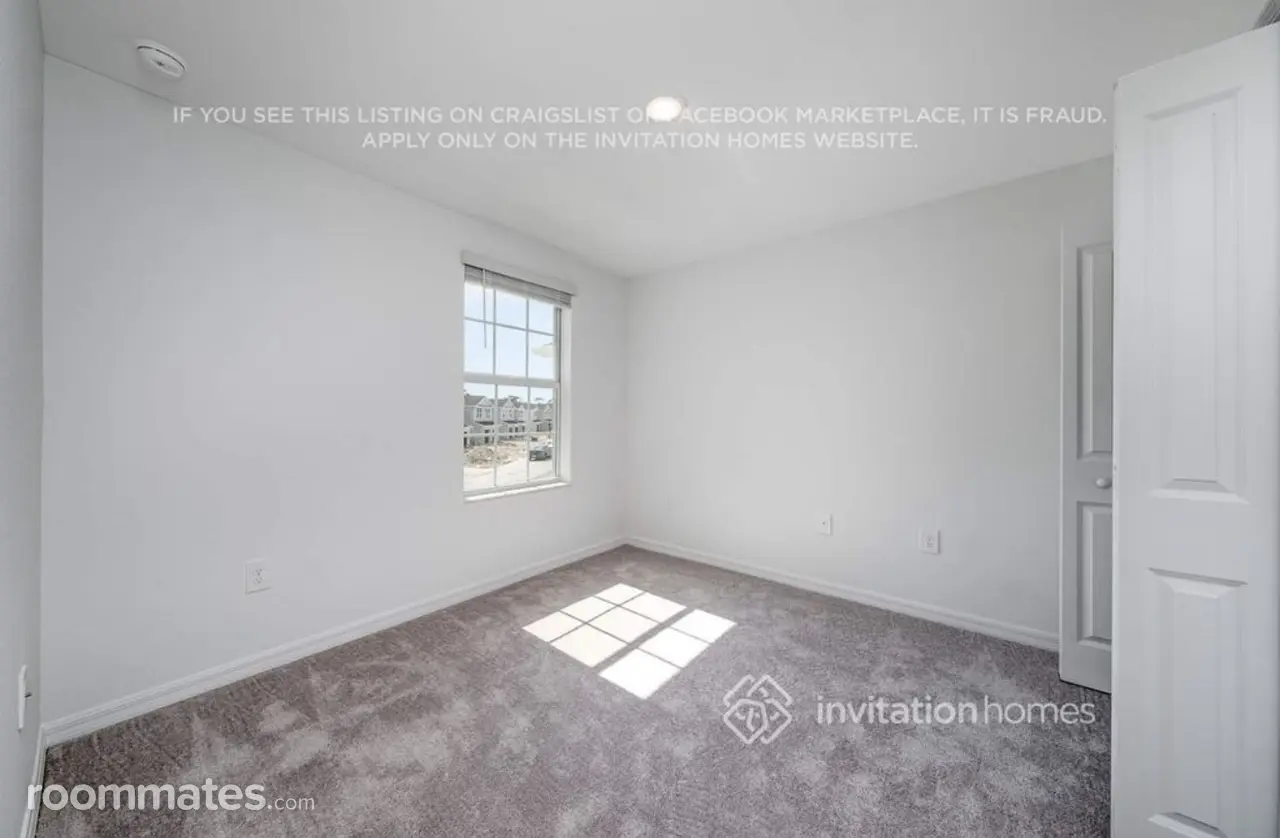 Profile photo 3 of 11