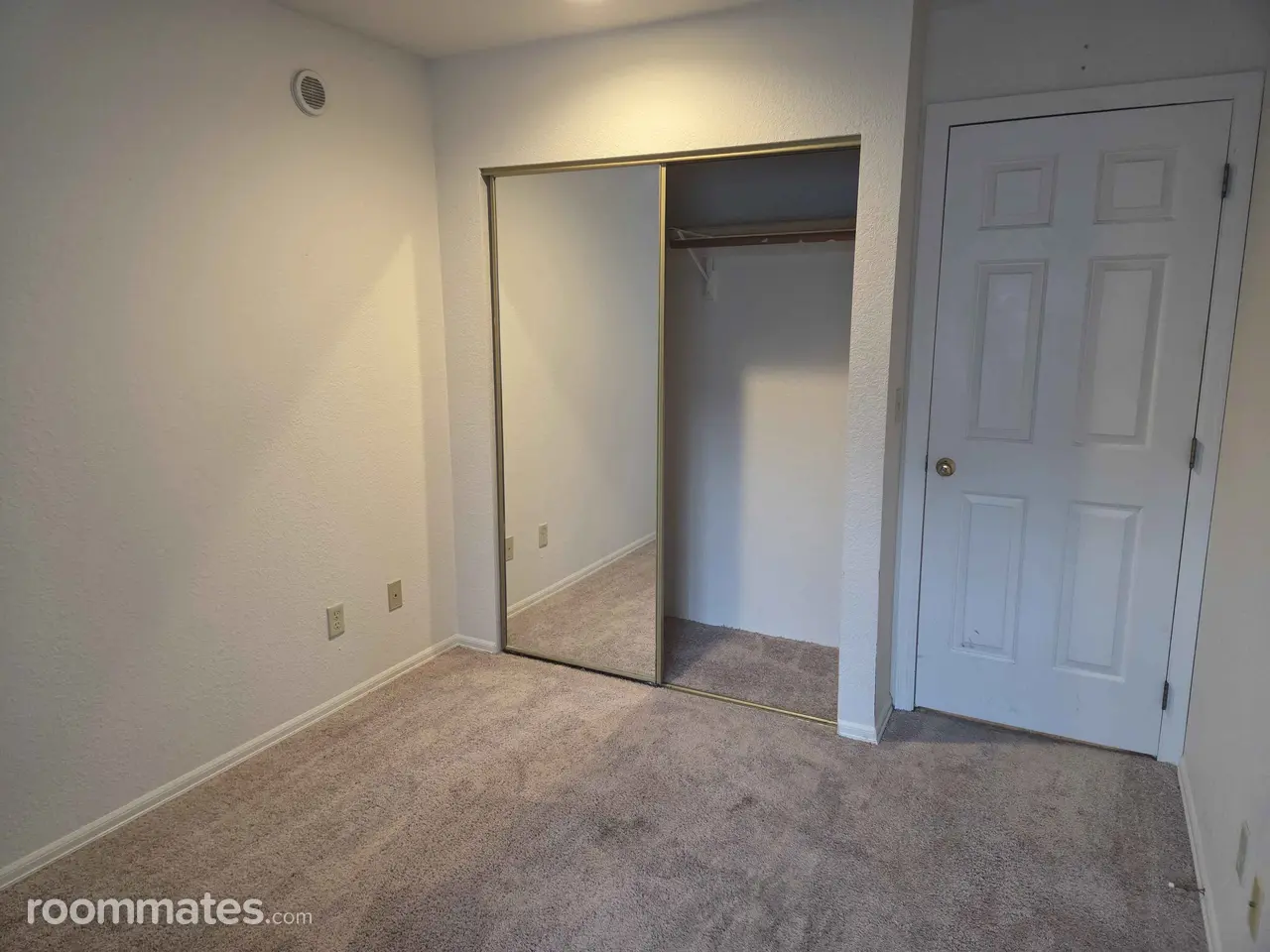 Profile photo 1 of 11