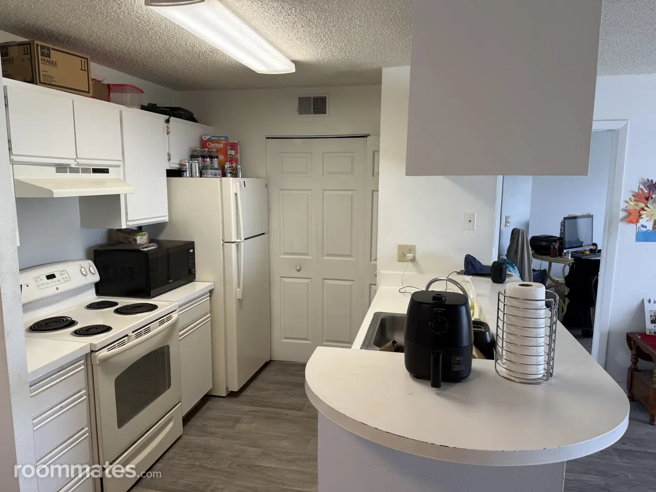 Profile photo 3 of 12