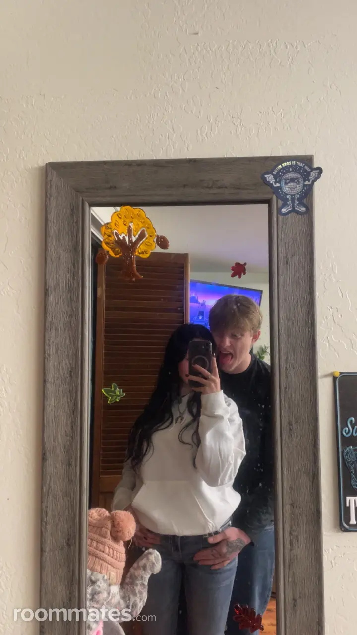 Profile photo 1 of 2