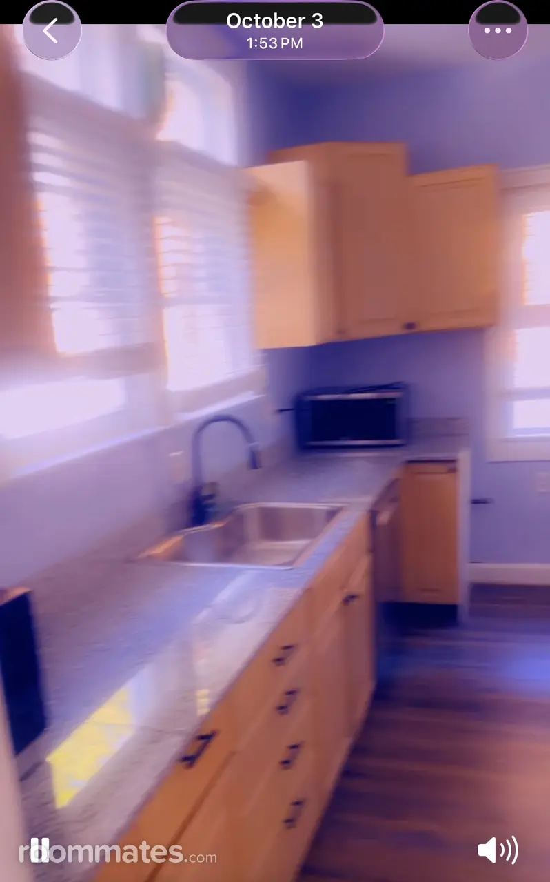 Profile photo 4 of 8