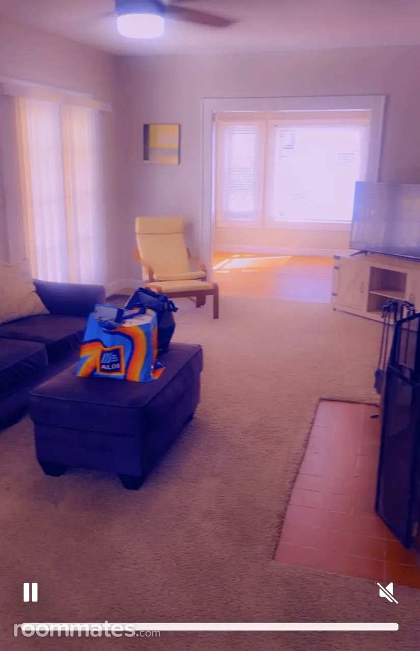 Profile photo 2 of 8