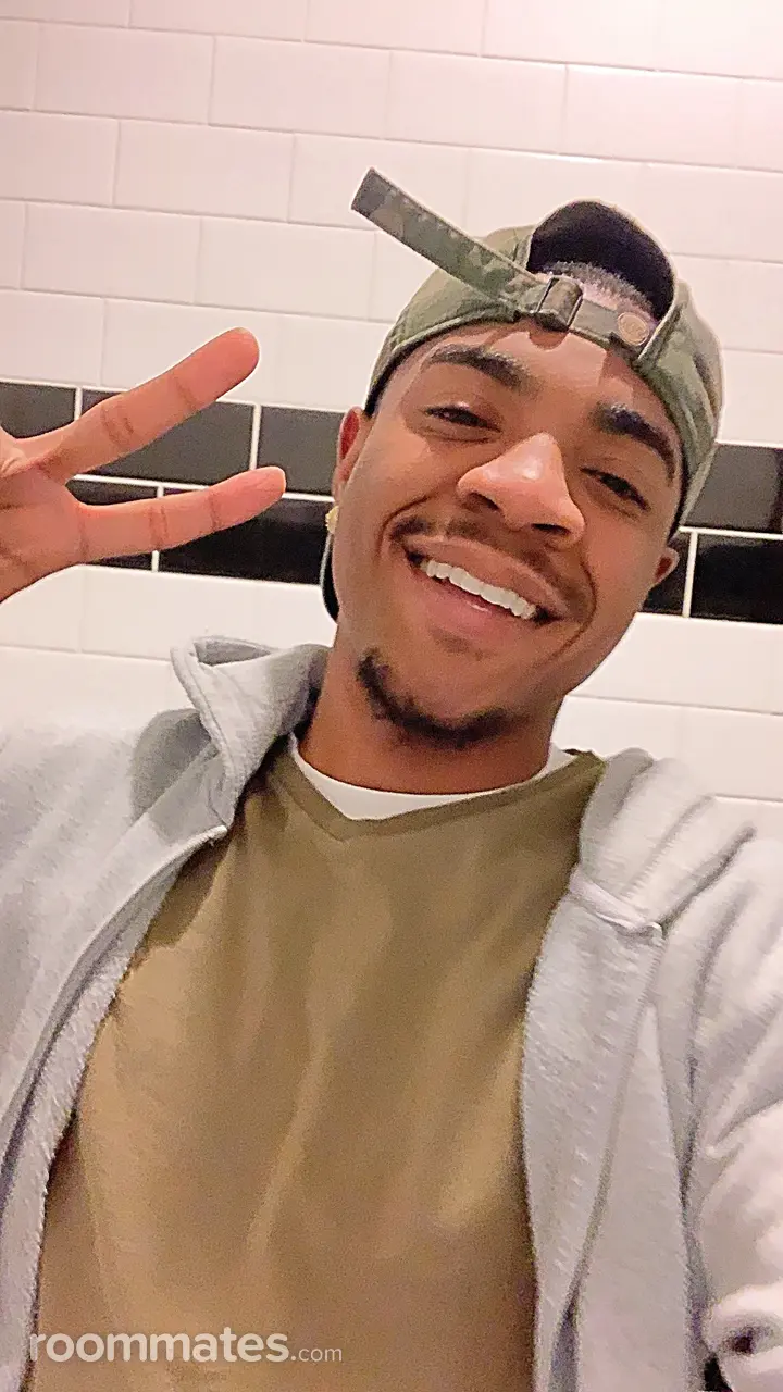 Profile photo 1 of 3