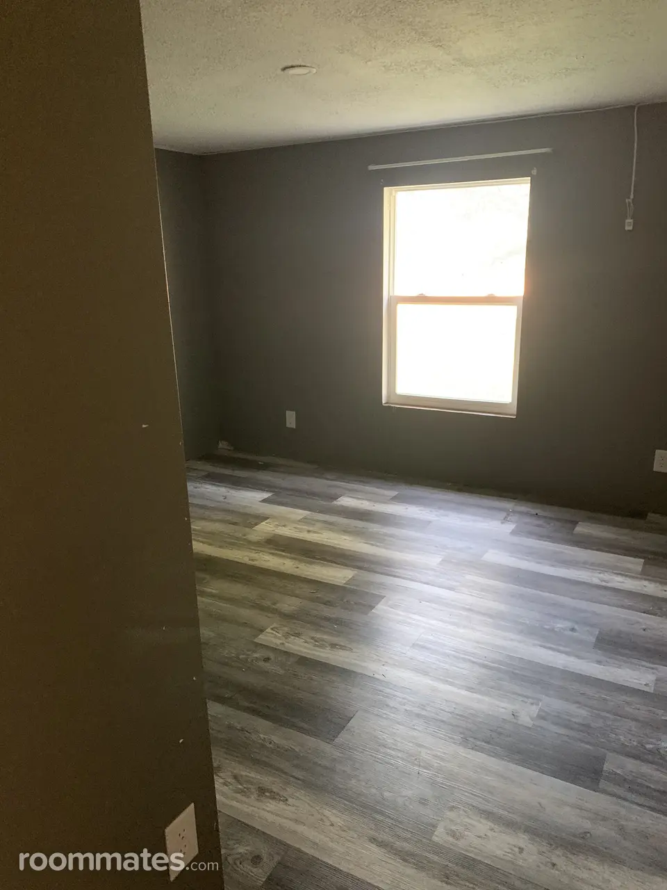 Profile photo 2 of 4