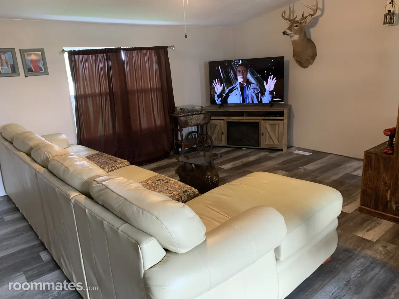 Profile photo 1 of 4