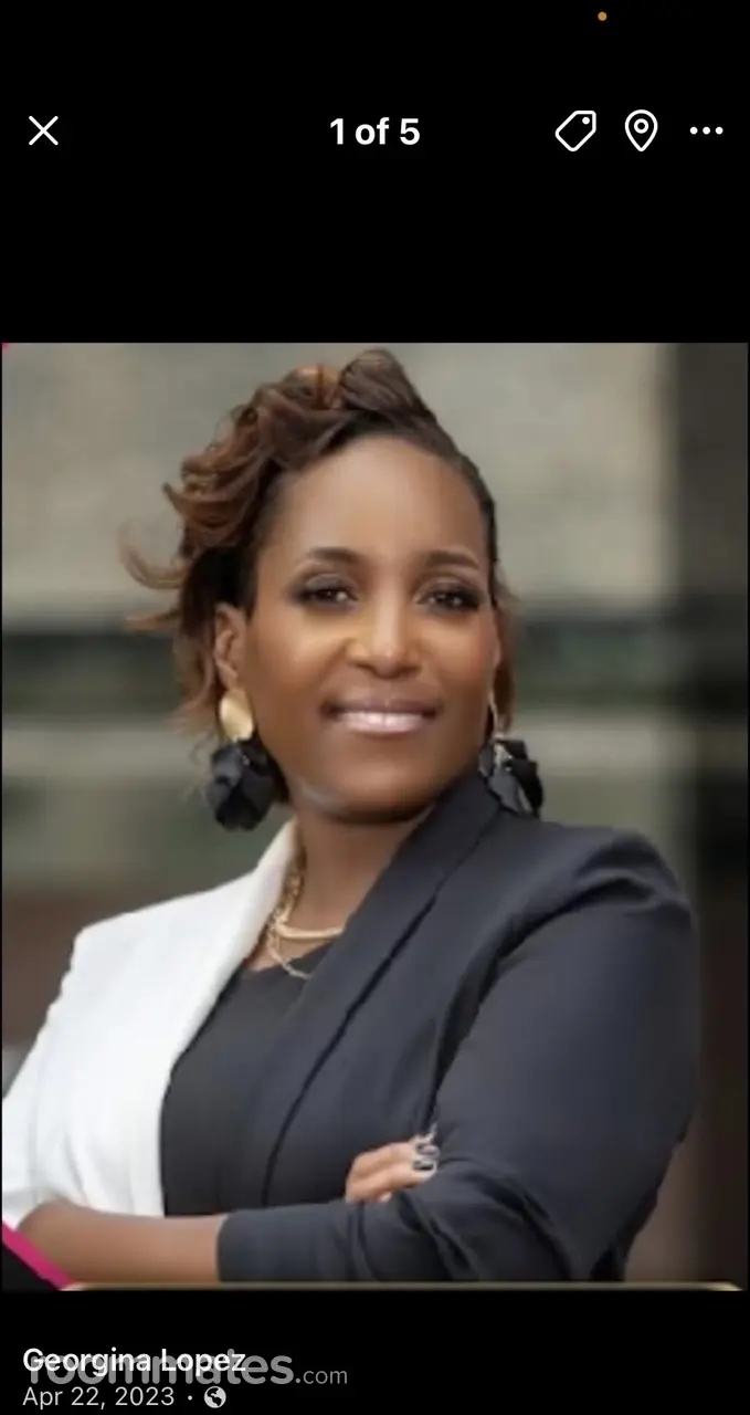 Profile photo 8 of 8