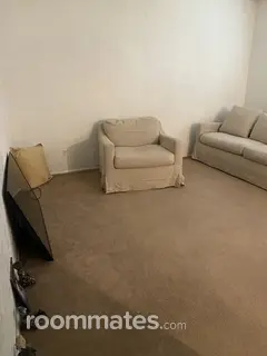 Room for rent in Belleville, IL $600, house