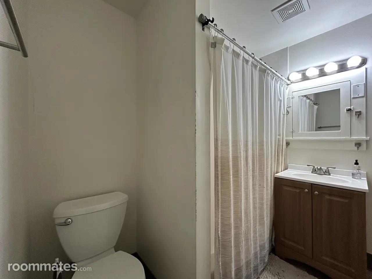 Profile photo 6 of 11