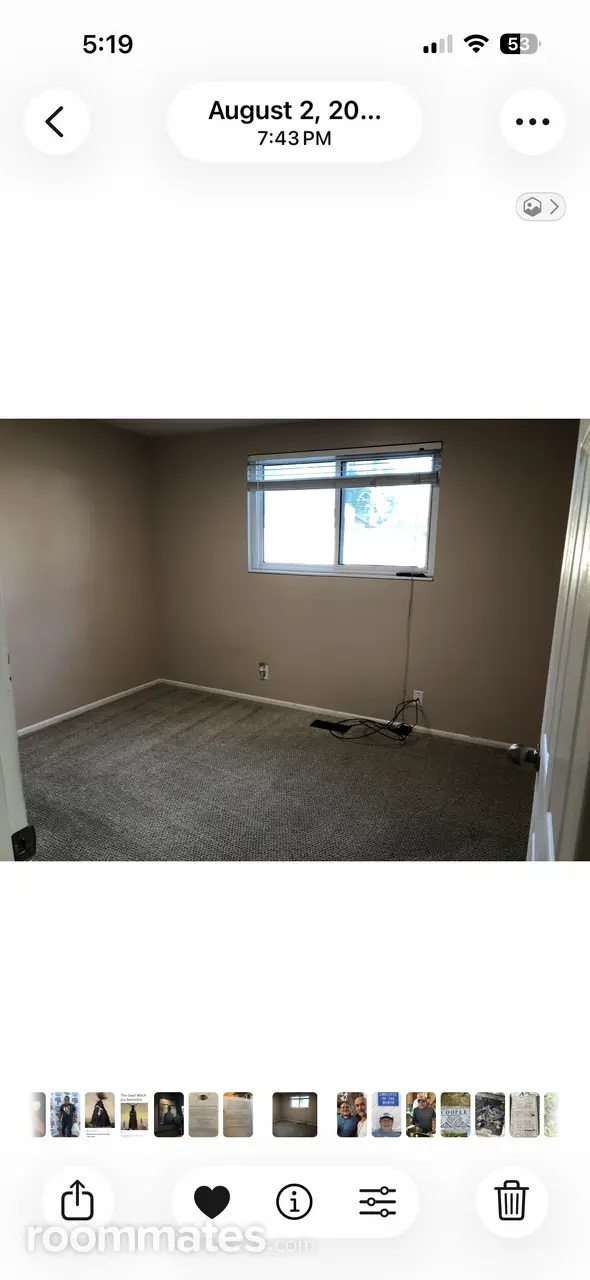 Profile photo 6 of 11