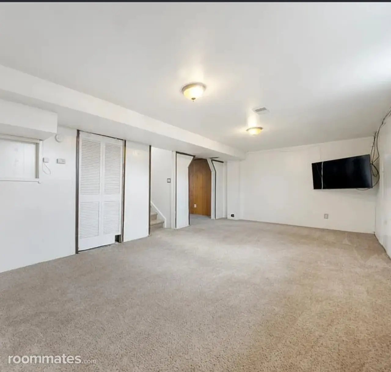 Profile photo 3 of 8