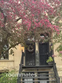 Room for rent in Saint Paul, MN $1000, condo