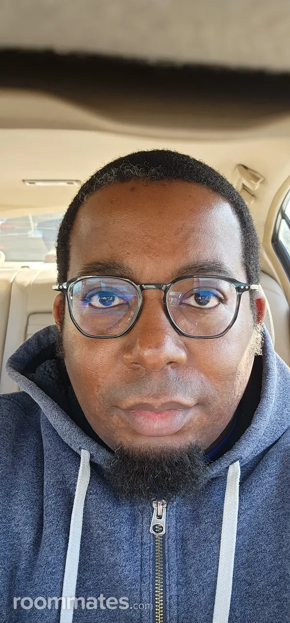 Profile photo 4 of 6