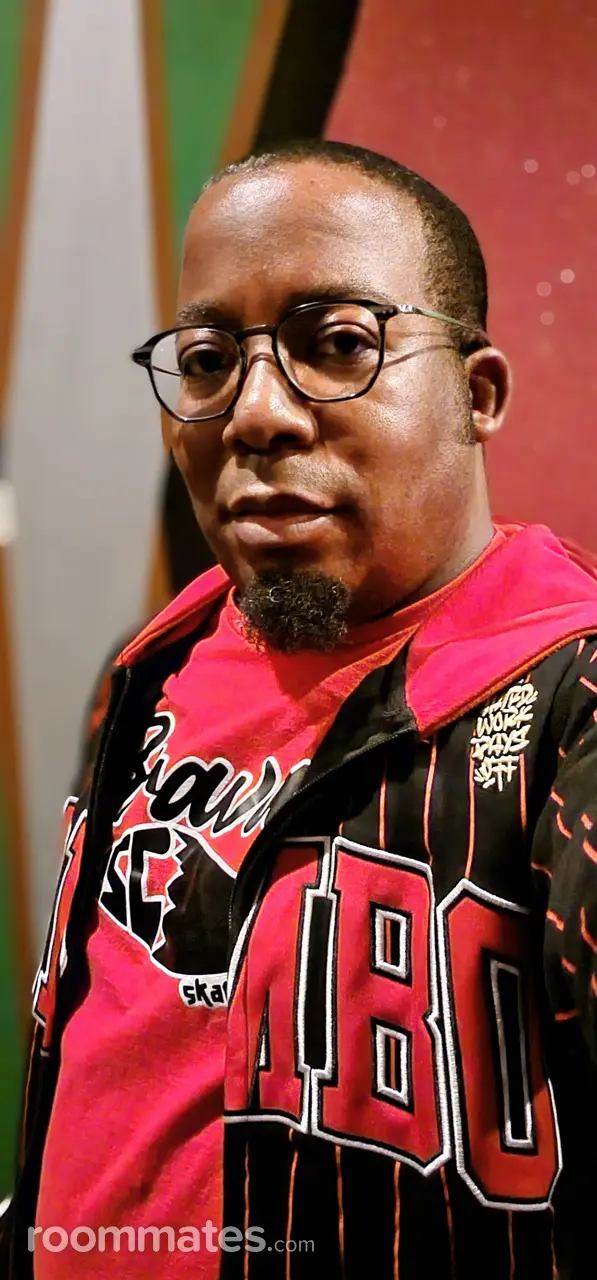 Profile photo 3 of 6