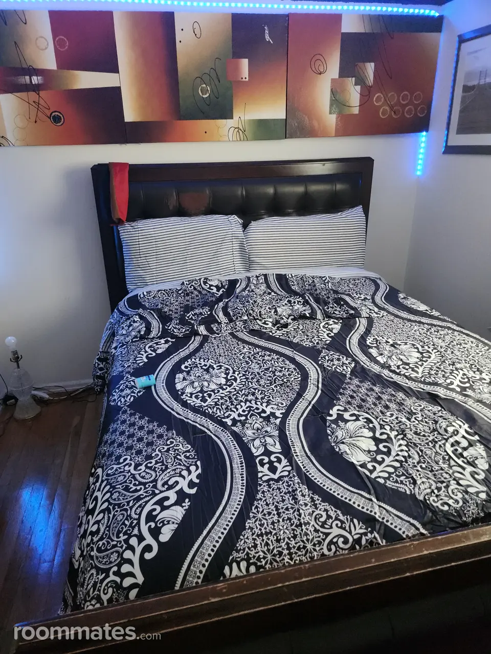 Profile photo 10 of 11