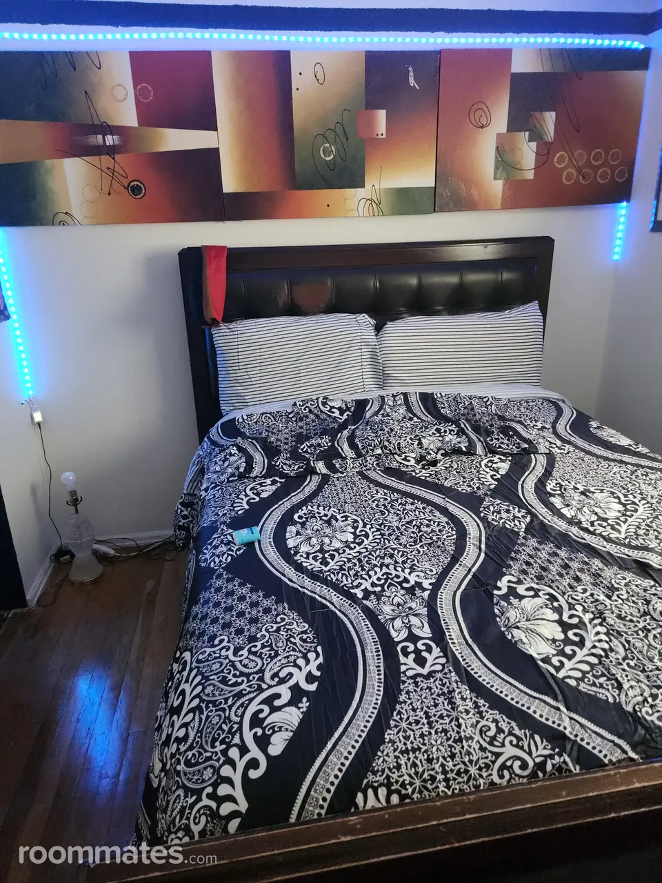 Profile photo 1 of 11