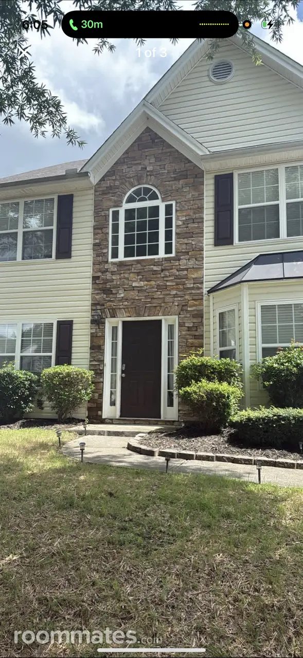 Profile photo 1 of 2