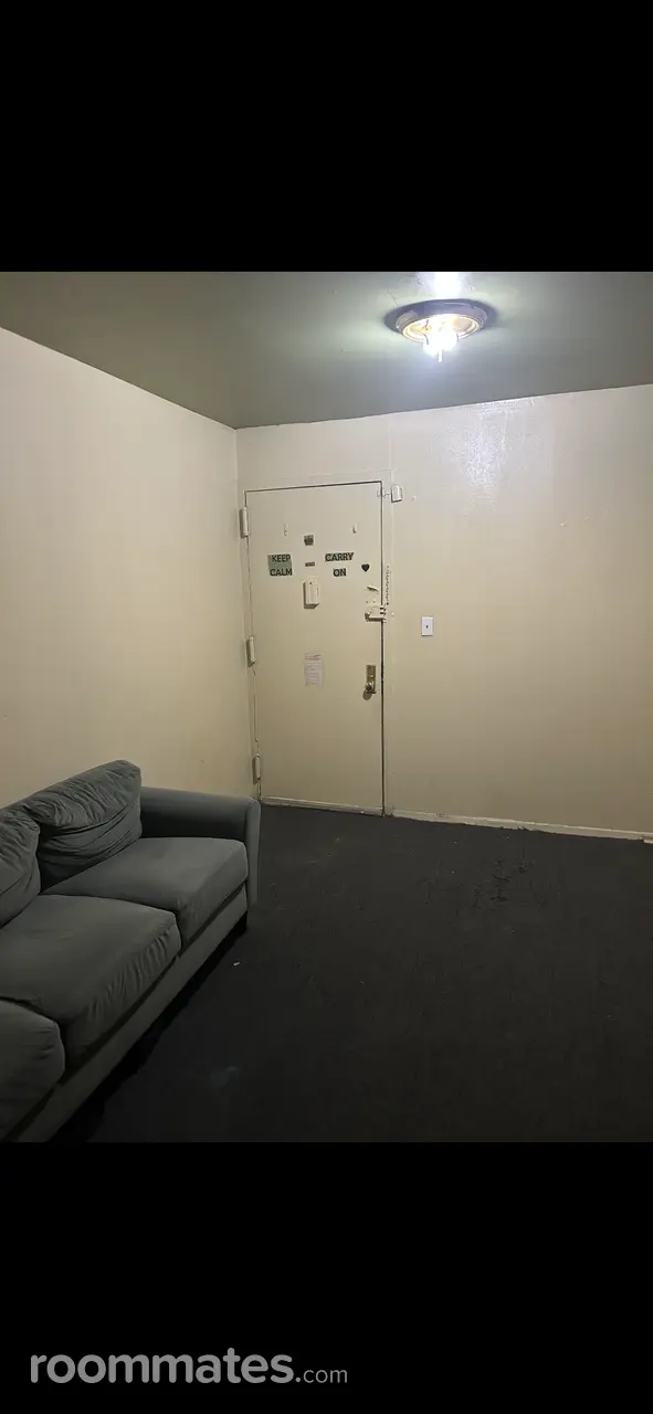 Profile photo 1 of 2