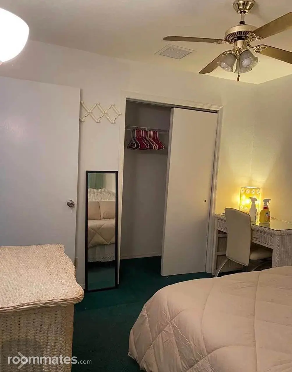 Profile photo 1 of 6