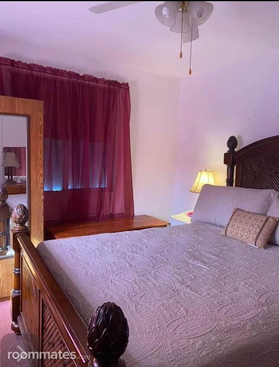 Profile photo 3 of 5